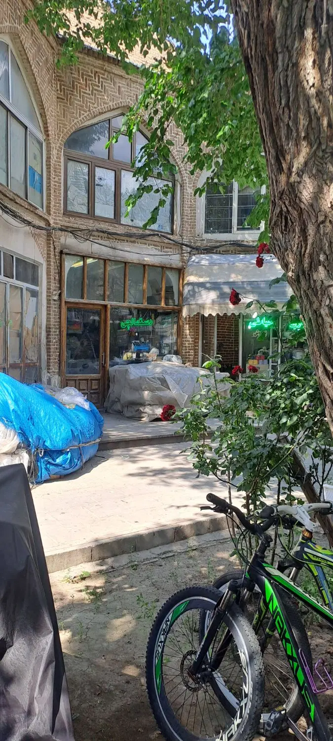 فروش مغازه در راسته بازار سرای کچه چیلر