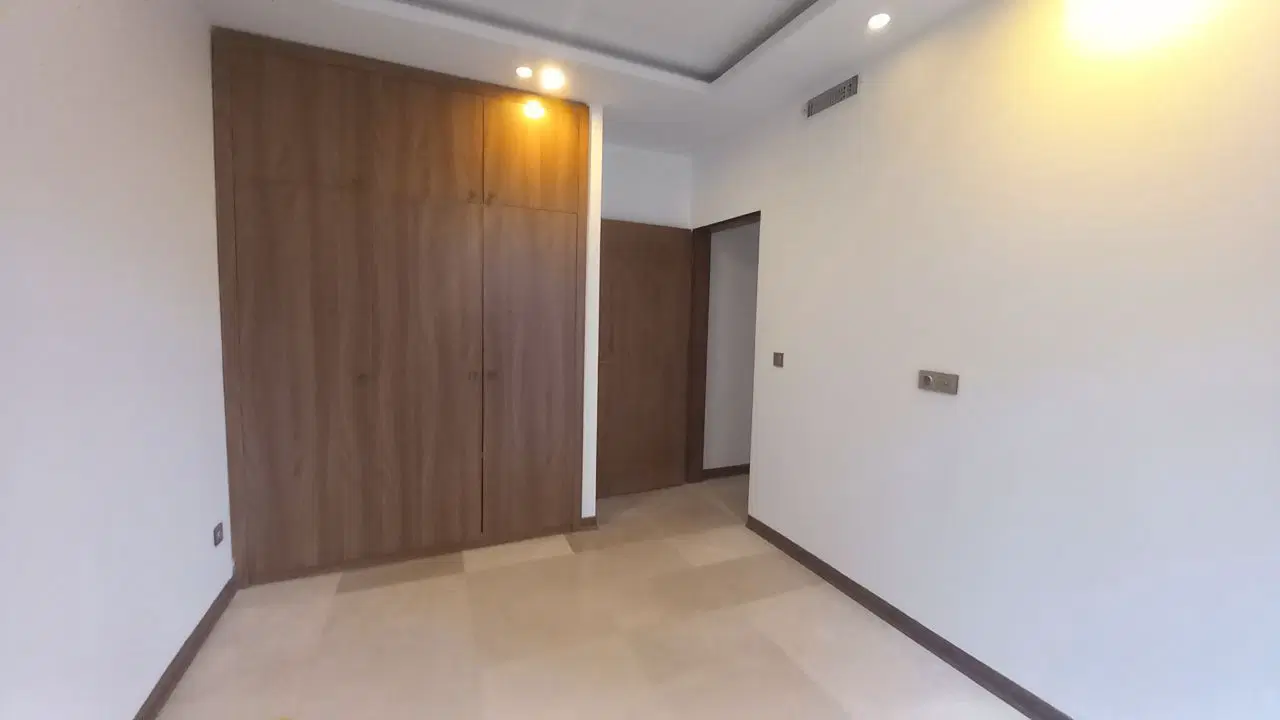 ۱۳۲ متر ۳ خواب چهارراه پاسداران
