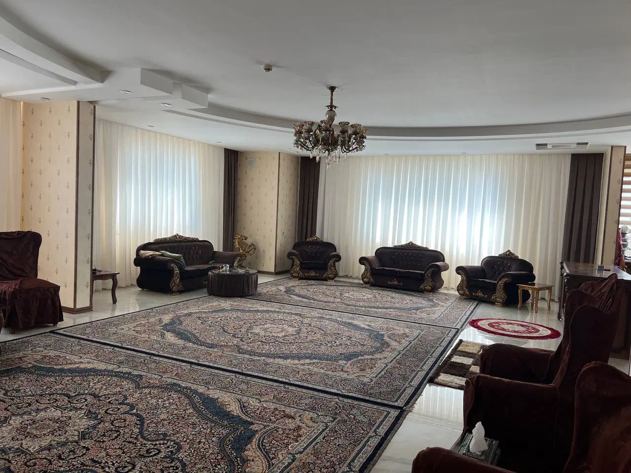آپارتمان تک واحدی میعاد