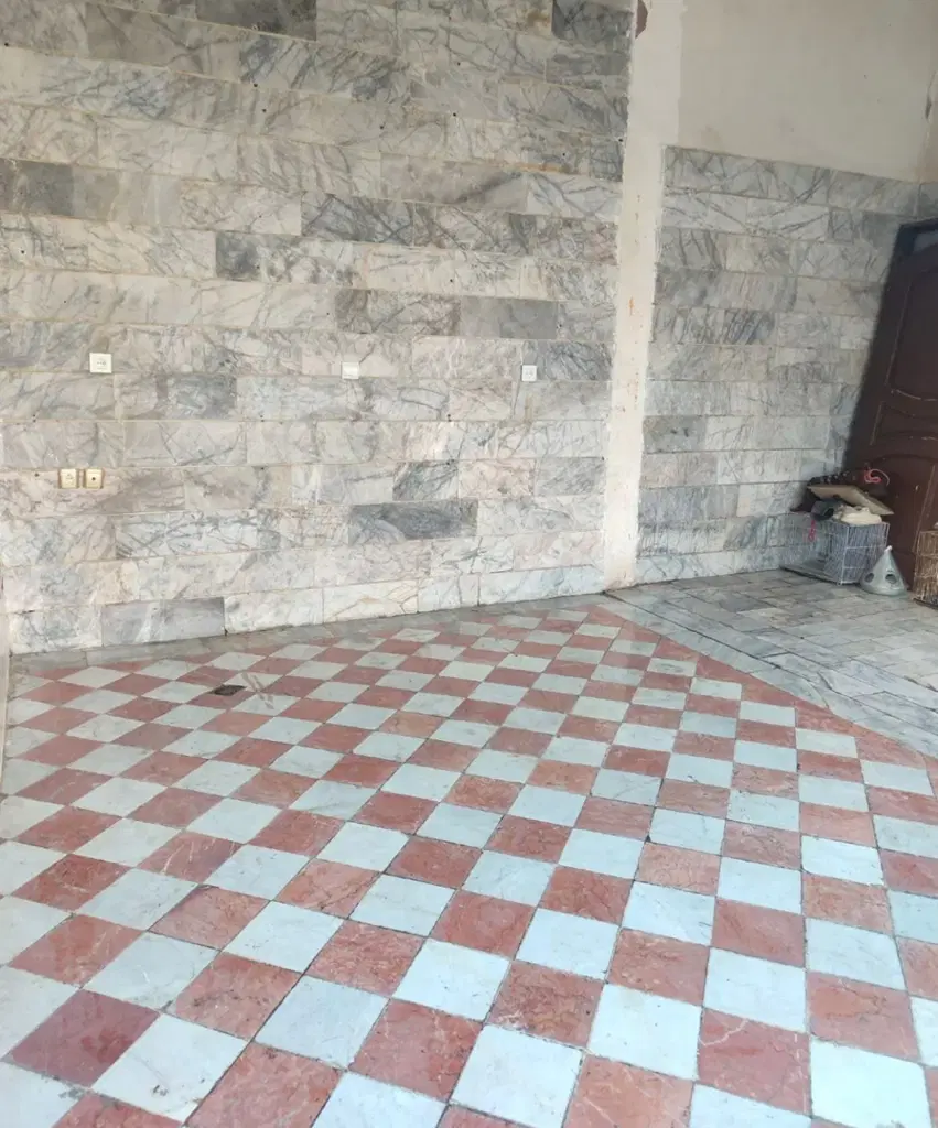 فروش مغازه در خیابان ۲۰ متری