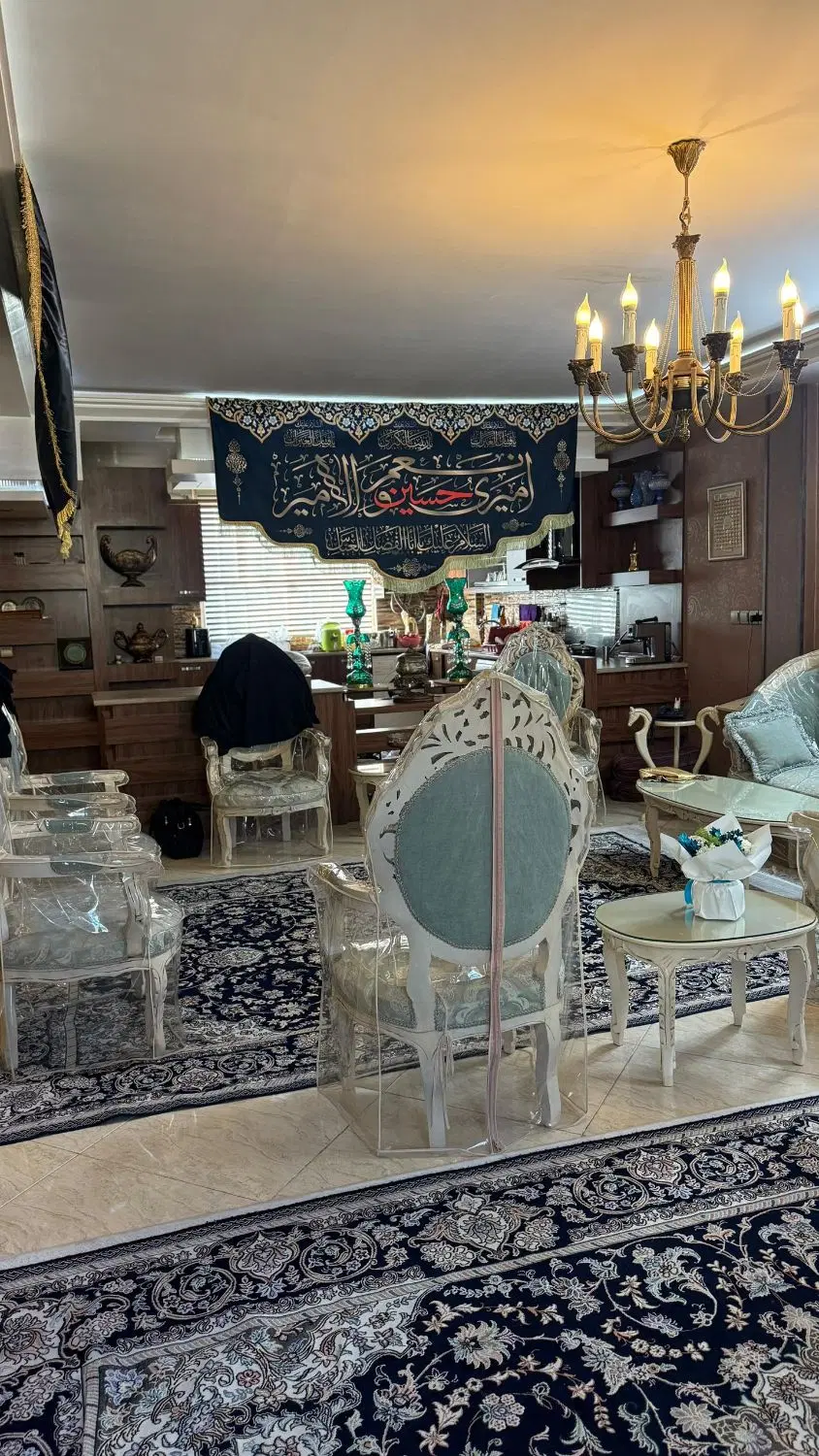 یک باب آپارتمان مسکونی ۱۲۰متری