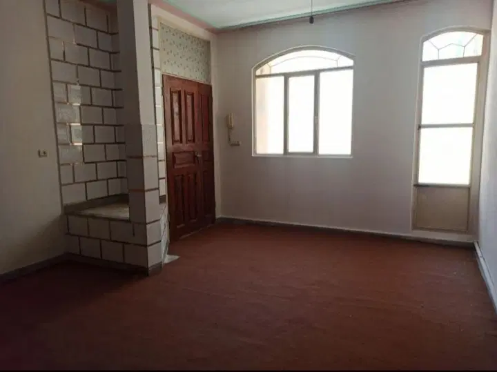 کد ( 210 ) اجاره ۷۸ متری طبقه اول