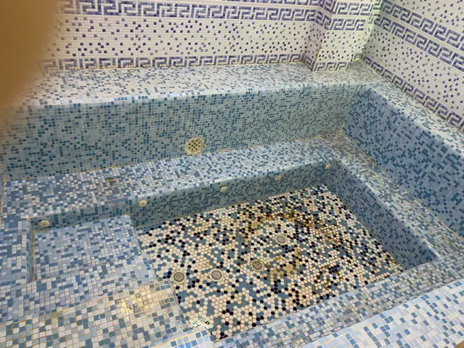 ویلای ۵۳۵ متری استخردار
