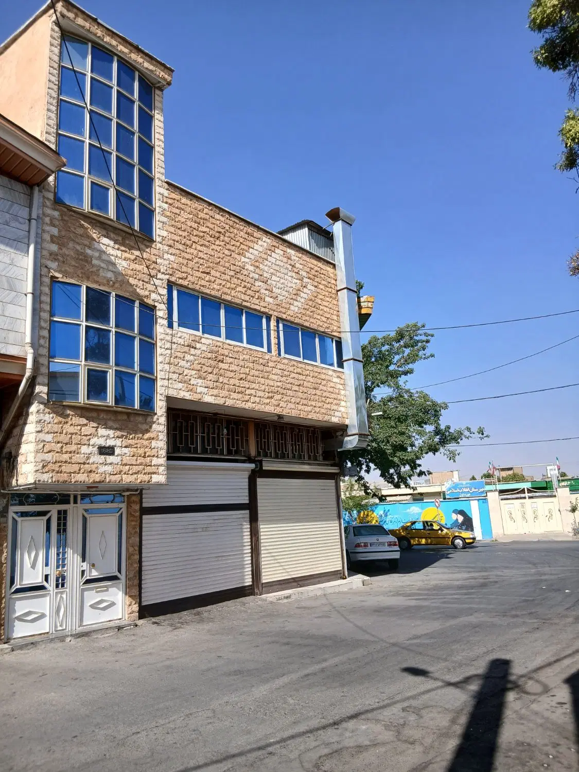 تجاری مسکونی خیابان ۱۲متری