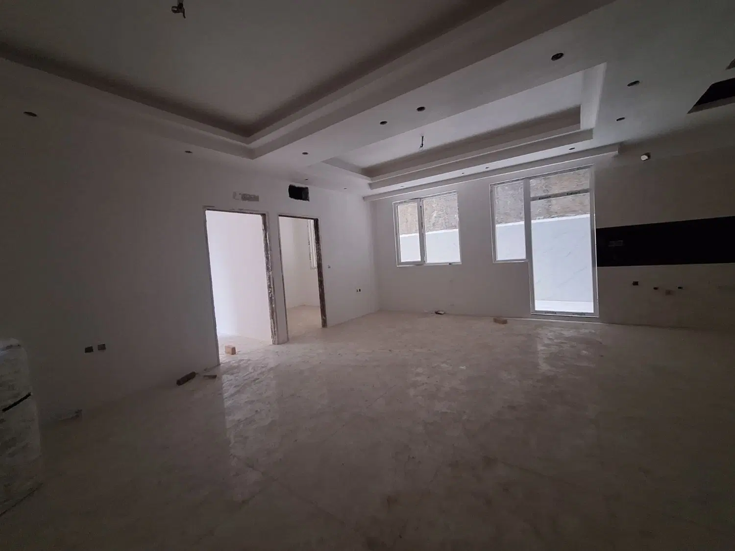 آپارتمان ۱۰۵ متری با حیاط در شهرک ارکیده