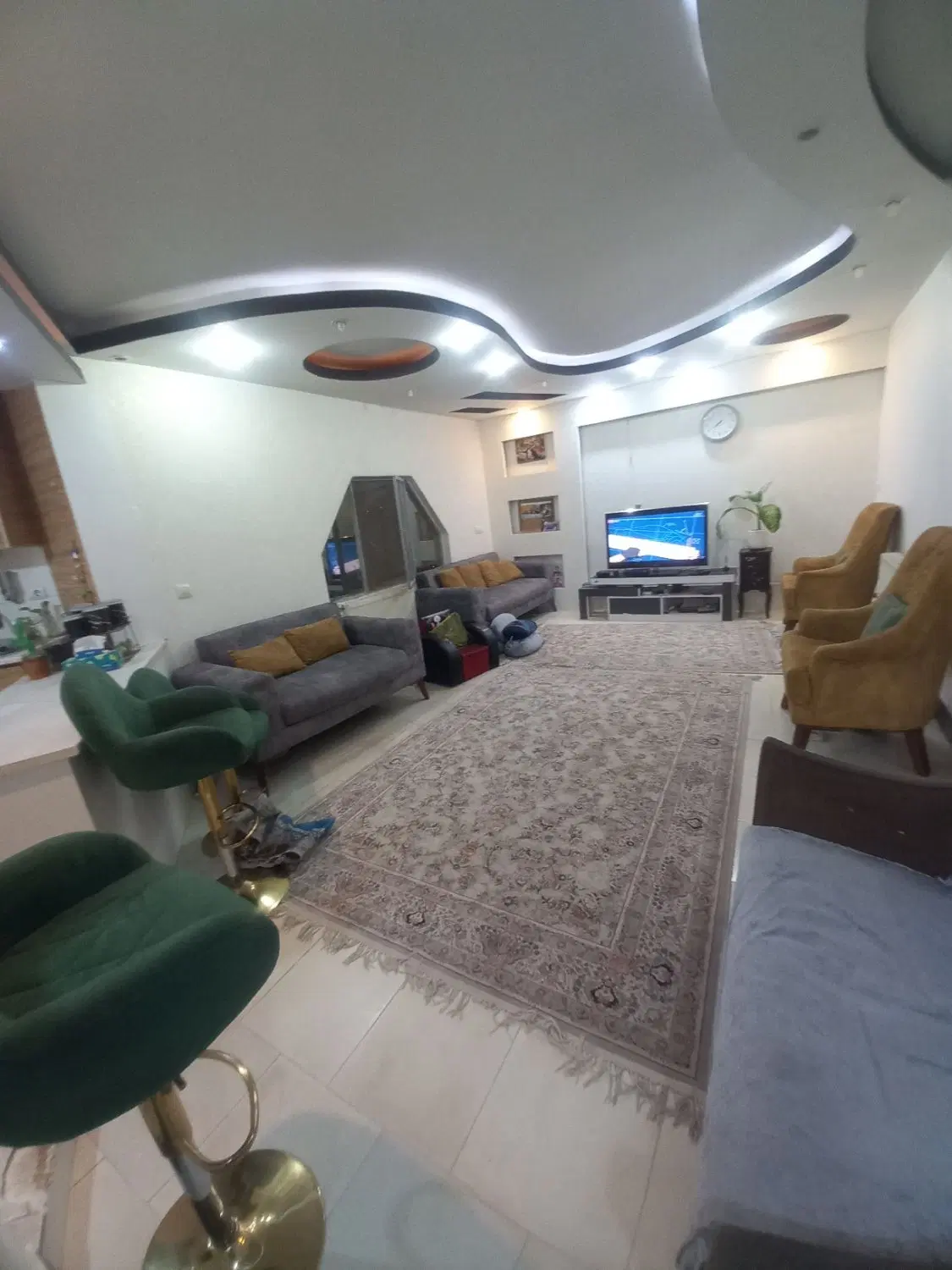 اپارتمان۲خوابه مجتمع اپادانا
