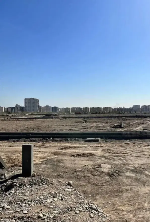 باسلام یه قطع  زمین در پردیس