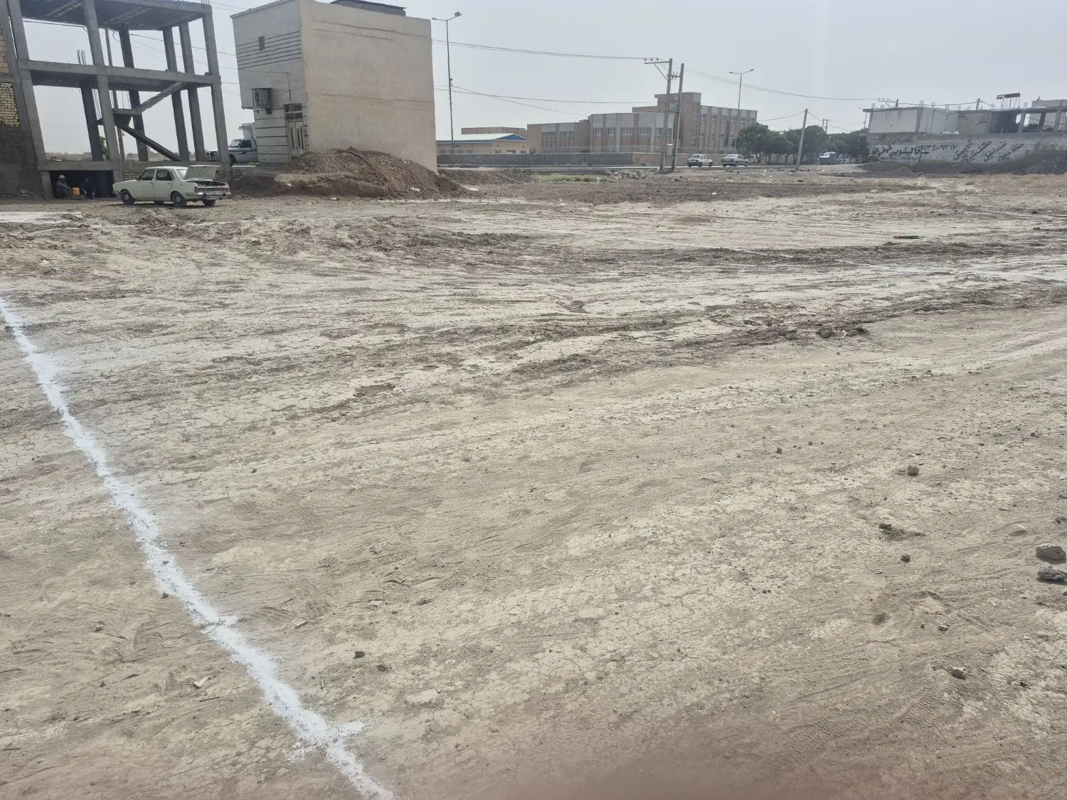 270مترزمین فروشی فلاورجان
