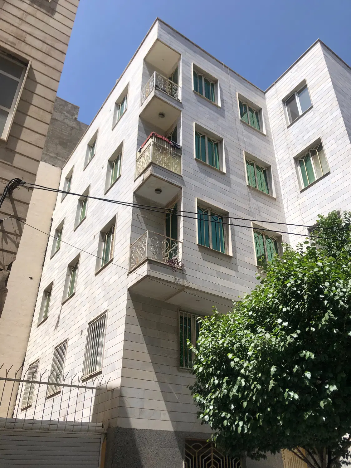 ۱۰۵ متر( فول بازسازی شده )