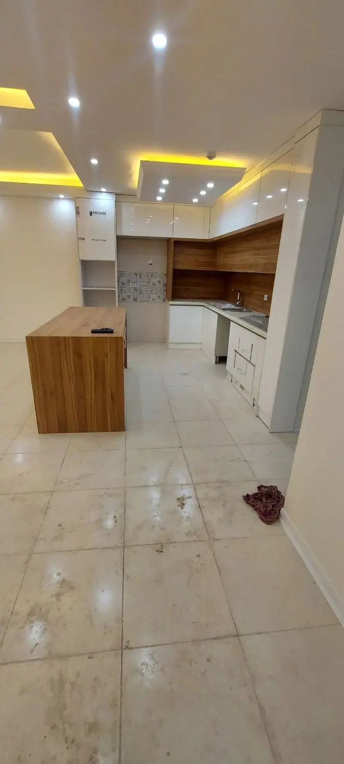 آپارتمان دوخوابه ۱۱۳ متر مربع انباری پارکینگ