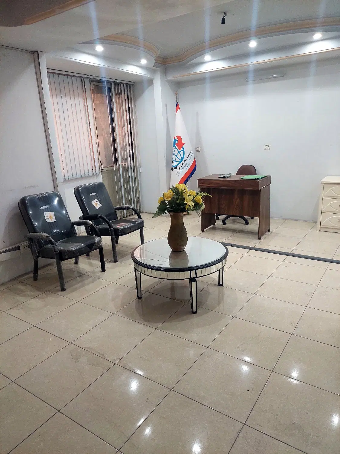 واحد اداری 130 متر اجاره