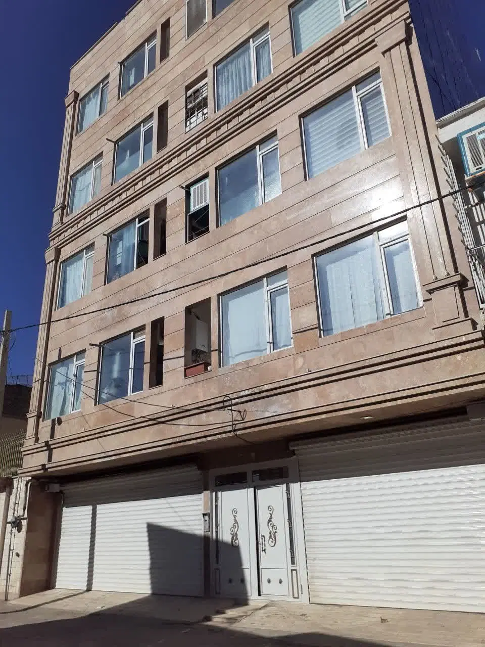 اپارتمان محدوده لک