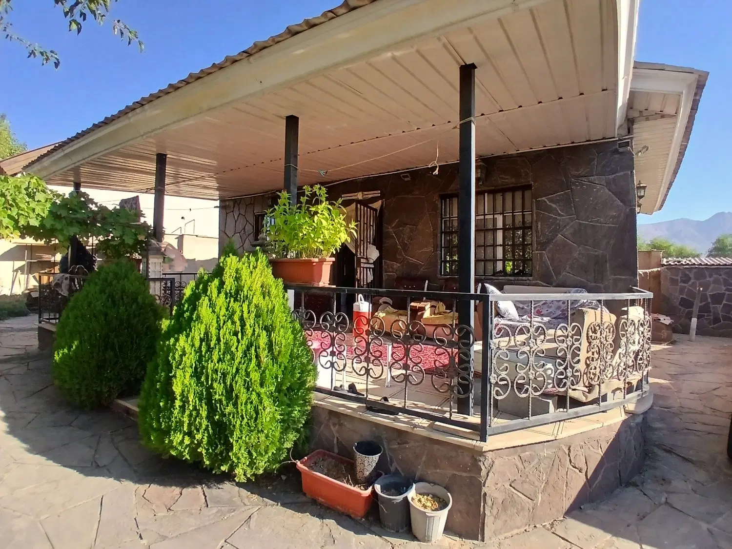 باغ‌ویلای دنج و بدون دید در آبسرد  ۵۵۰ متر زمین