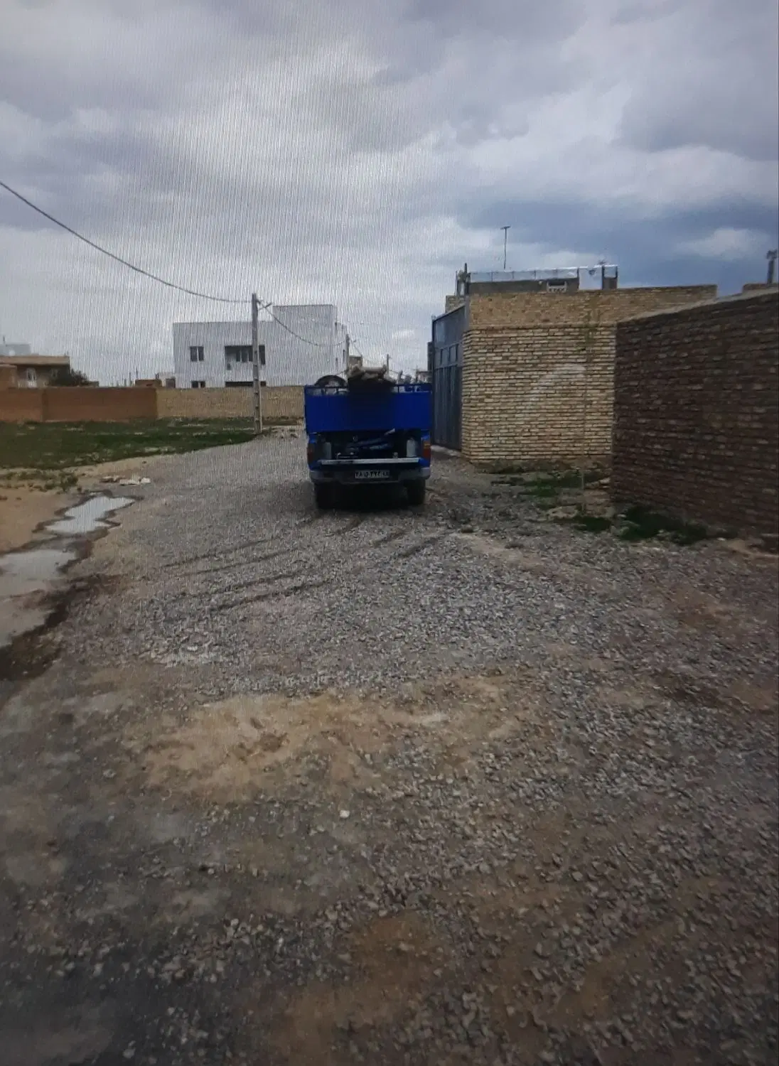زمین طرح هادی آماده ساخت ۴۰۰متر رباط شورین