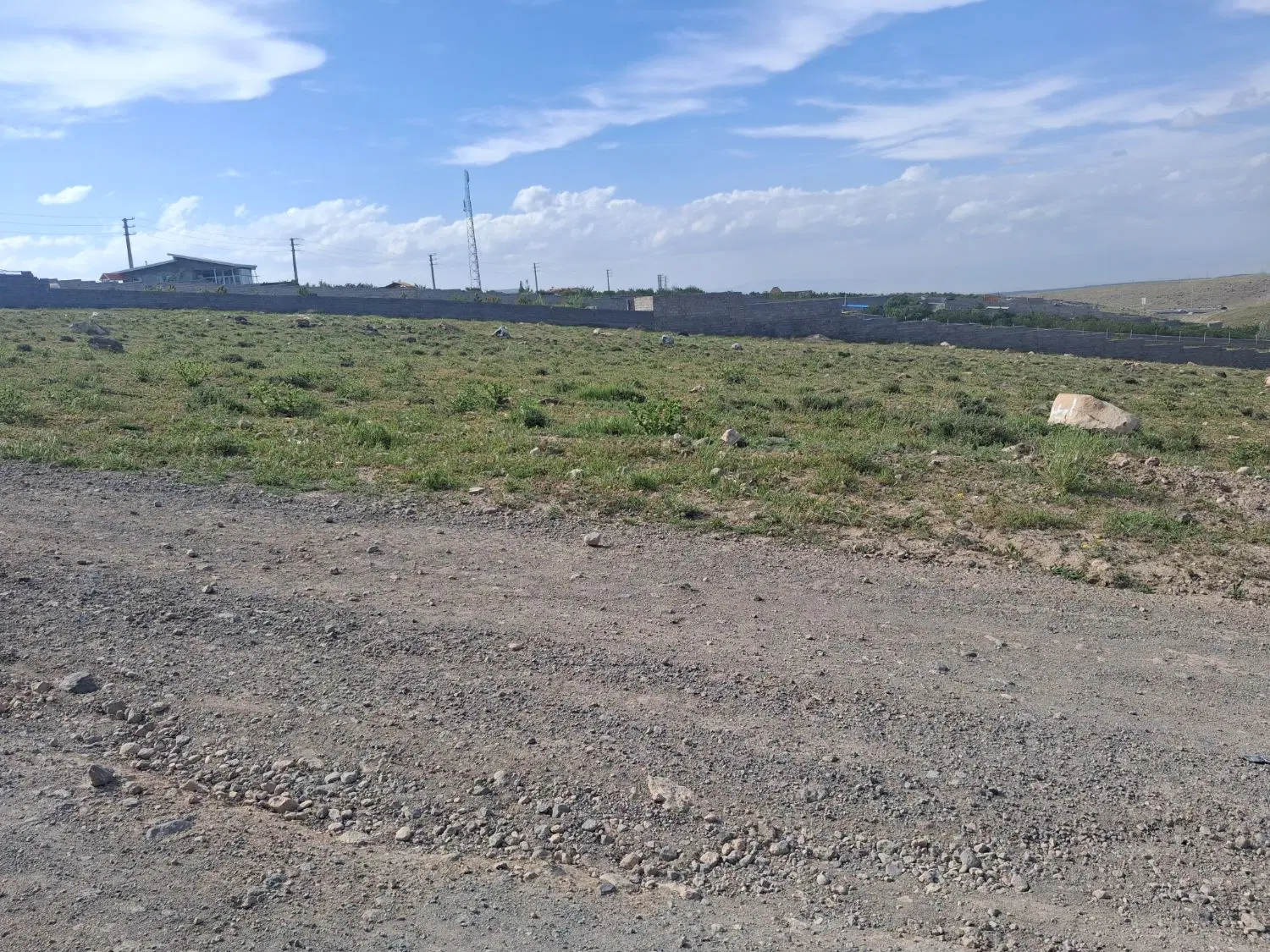 زمین زراعی ۶۰۰ متر