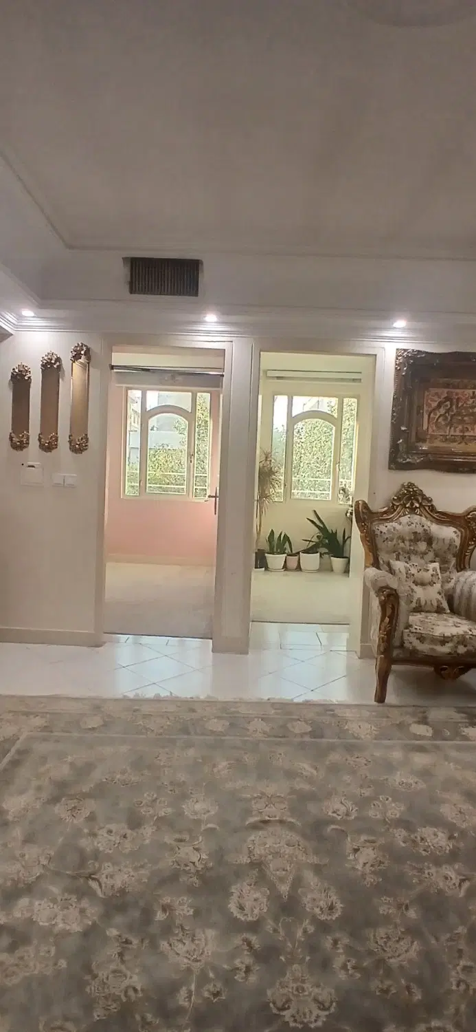 فروش یک واحد آپارتمان
