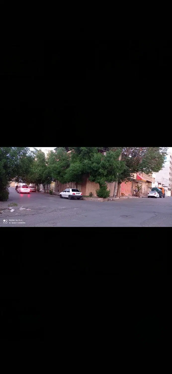 ملک تجاری مسکونی دو نبش  (امام سجاد و حضرت زینب)