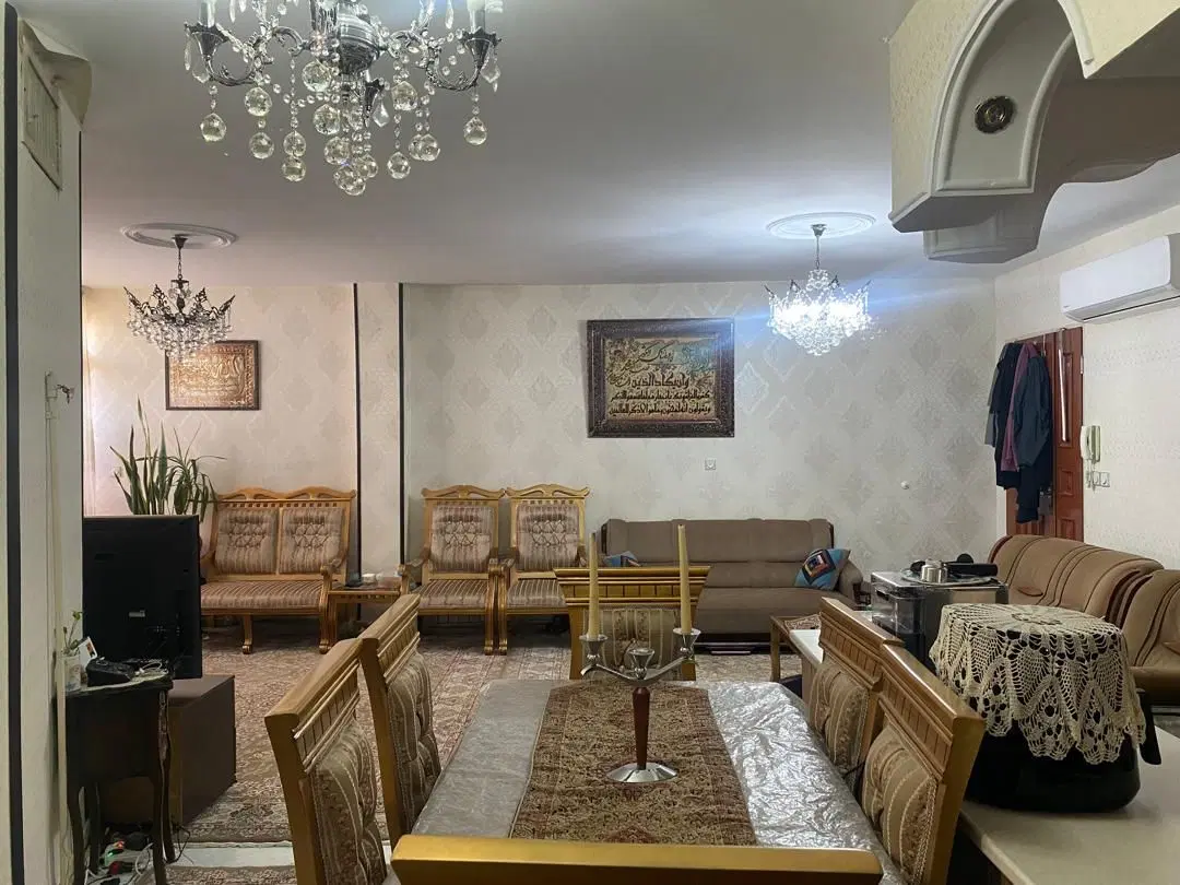 80متر دو خواب شهرک سینا