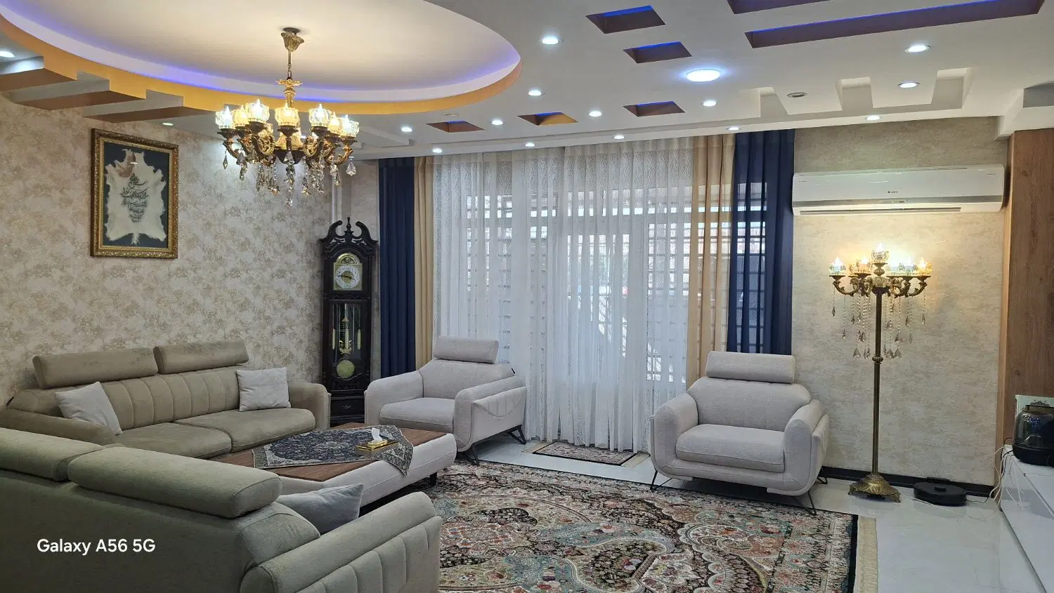 آپارتمان ۱۳۸متری سه خوابه