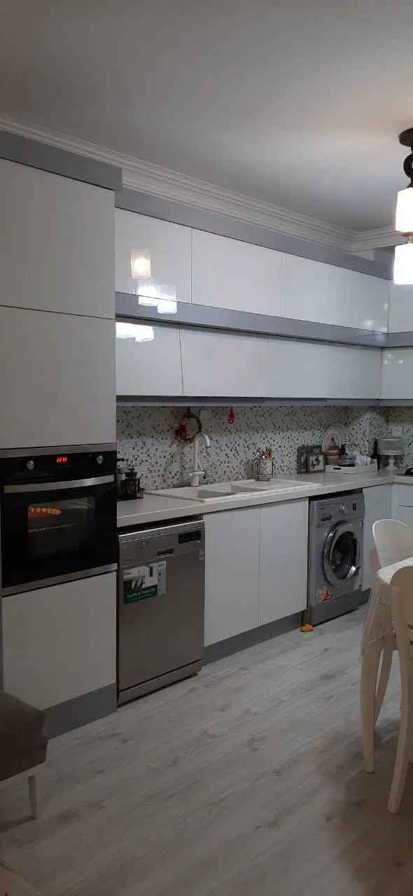 واحد لوکس موقعیت عالی