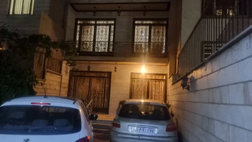 خانه ۱۷۰ متری بازسازی شده کامل
