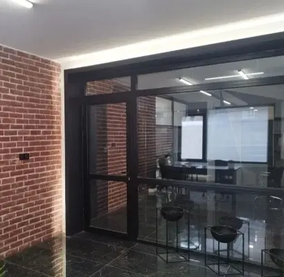 ۷۰ متر مغازه و  ۹۰ متر انبار  دستغیب انتهای فرهاد