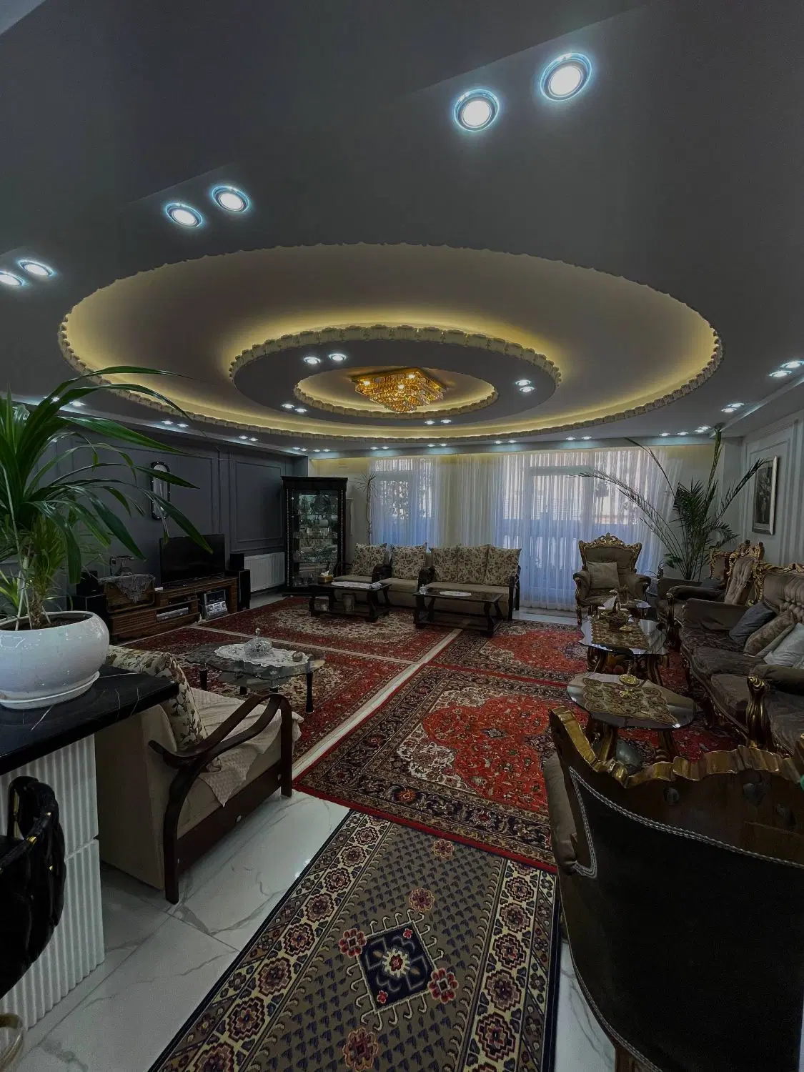 واحد ۱۳۴ متری شخصی ساز
