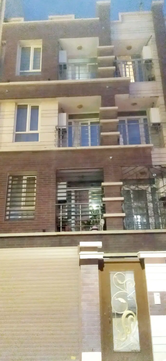 50 متر رو به نما بانو پسند تراورتن پکیج رادیات