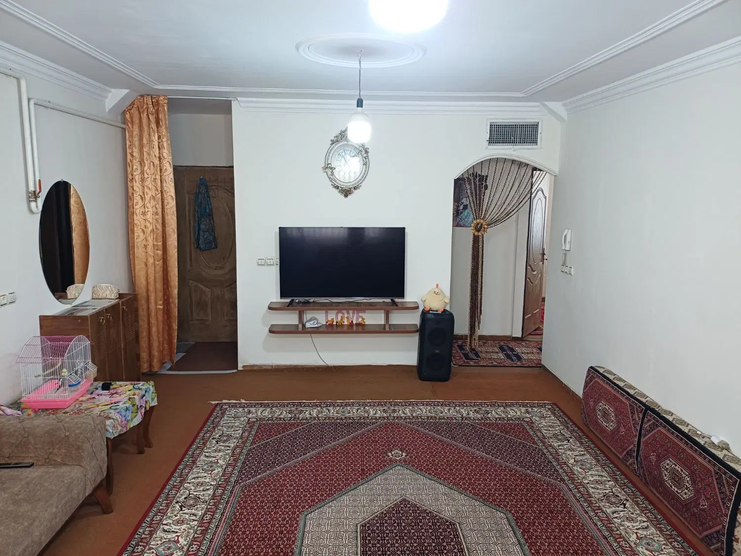 اپارتمان۶۹متری خوش نقشه تازه بازسازی شده بدون خرج