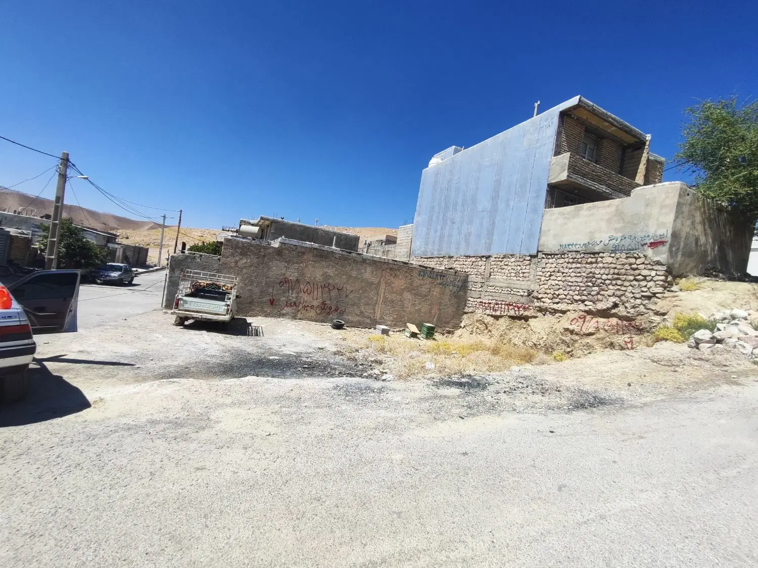 زمین مسکونی دو نبش اخر جانبازان