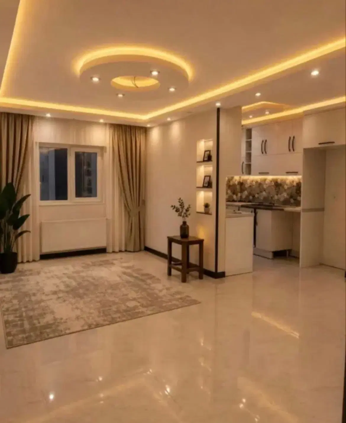 خرید  و   فروش تخصصی در فاز ۵ کوزو و ۴ جنوبی