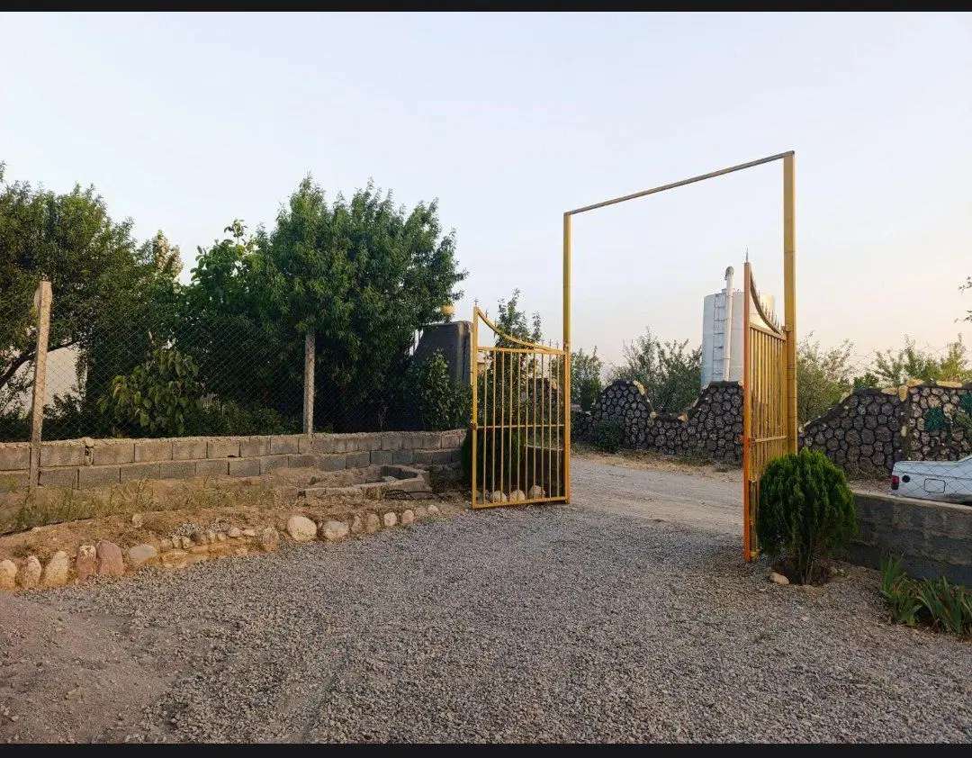 باغ 2500 متری با برق و آب در کوی ویلایی