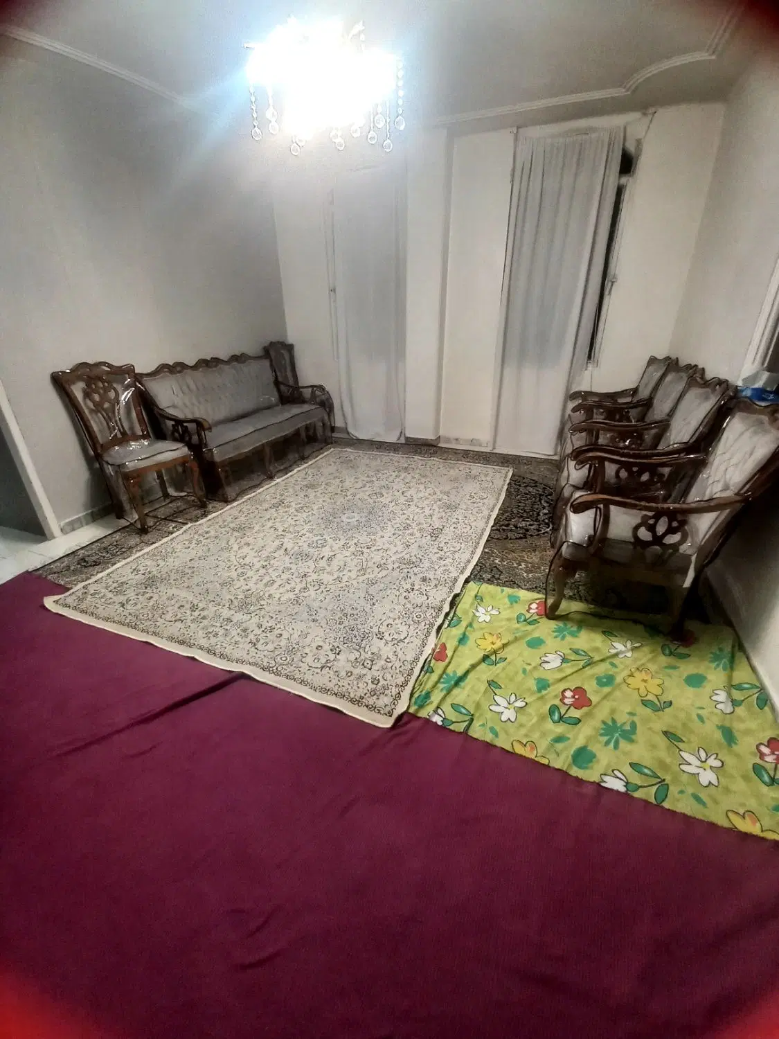 آپارتمان۵۵متر۱خواب طبقه۴ تمیز چسبیده مترورودکی شرق