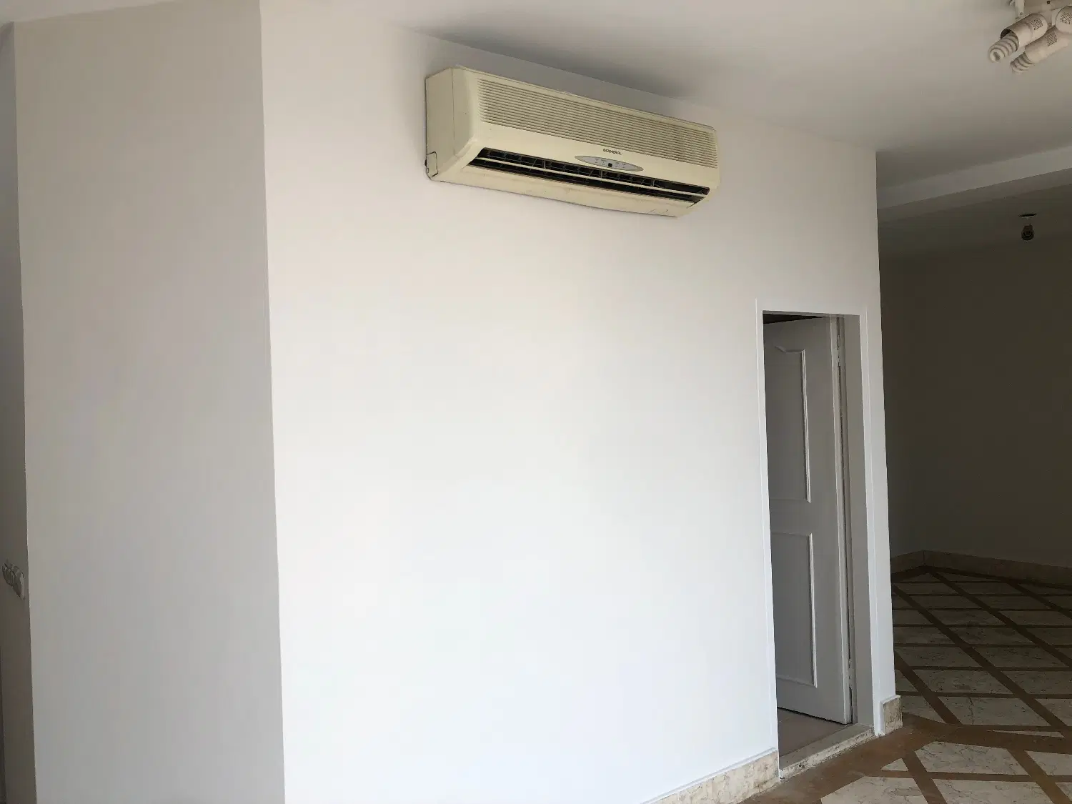 فروش واحد ۶۷ متری