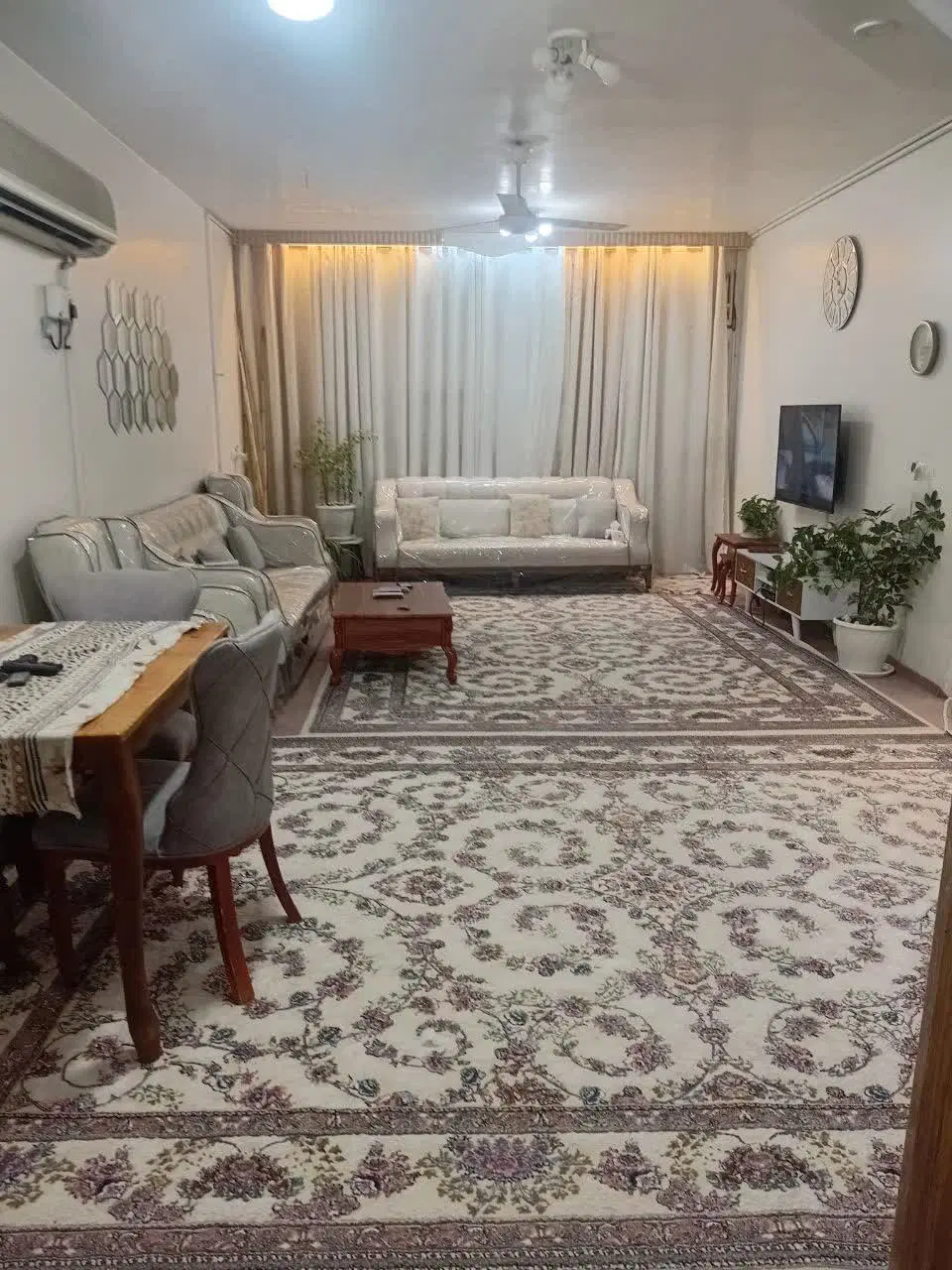 واحد ۱۰۰ متری شهرک دانشگاه