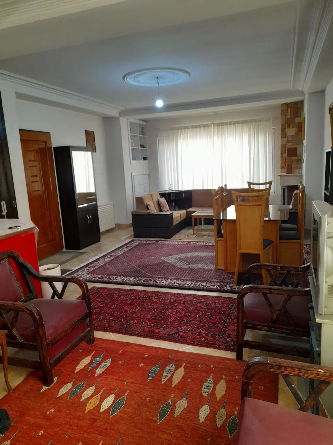 فروش آپارتمان ۸۹ متر (۲ واحدی) فاز ۱ یک میدان ساعت