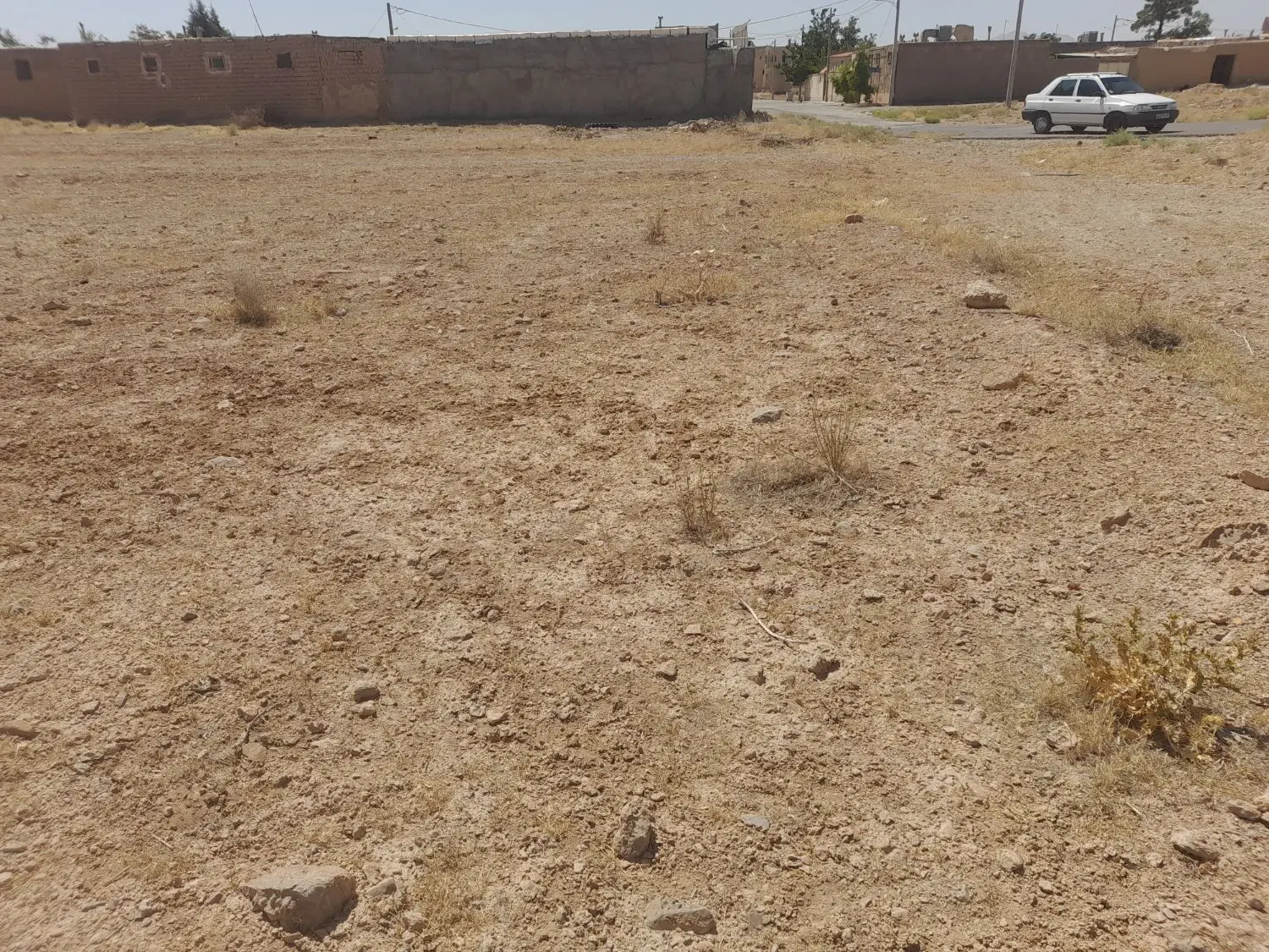 زمین مسکونی