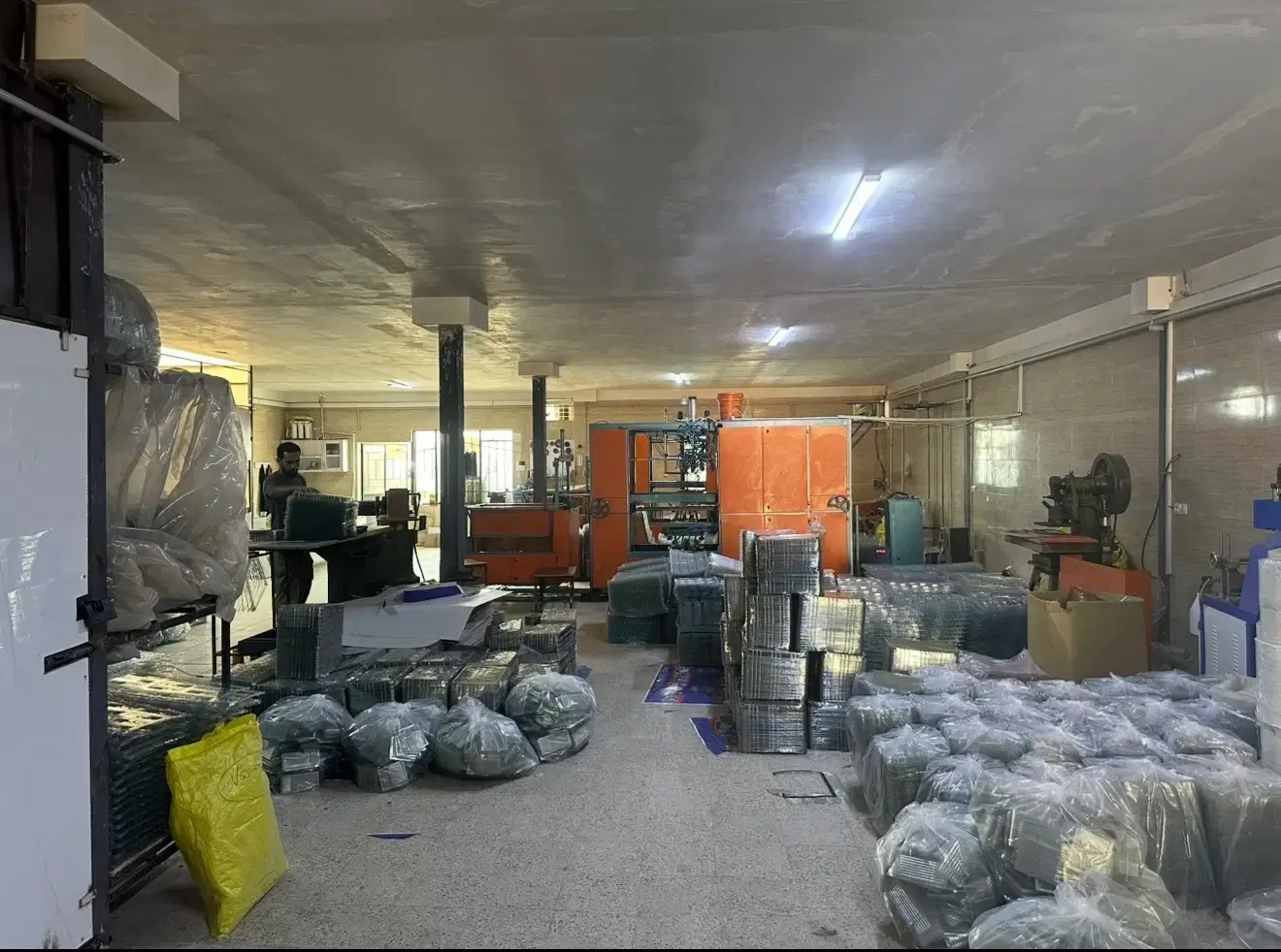 کارگاه لاکچری با واحدمسکونی وروف گاردن نزدیک تهران