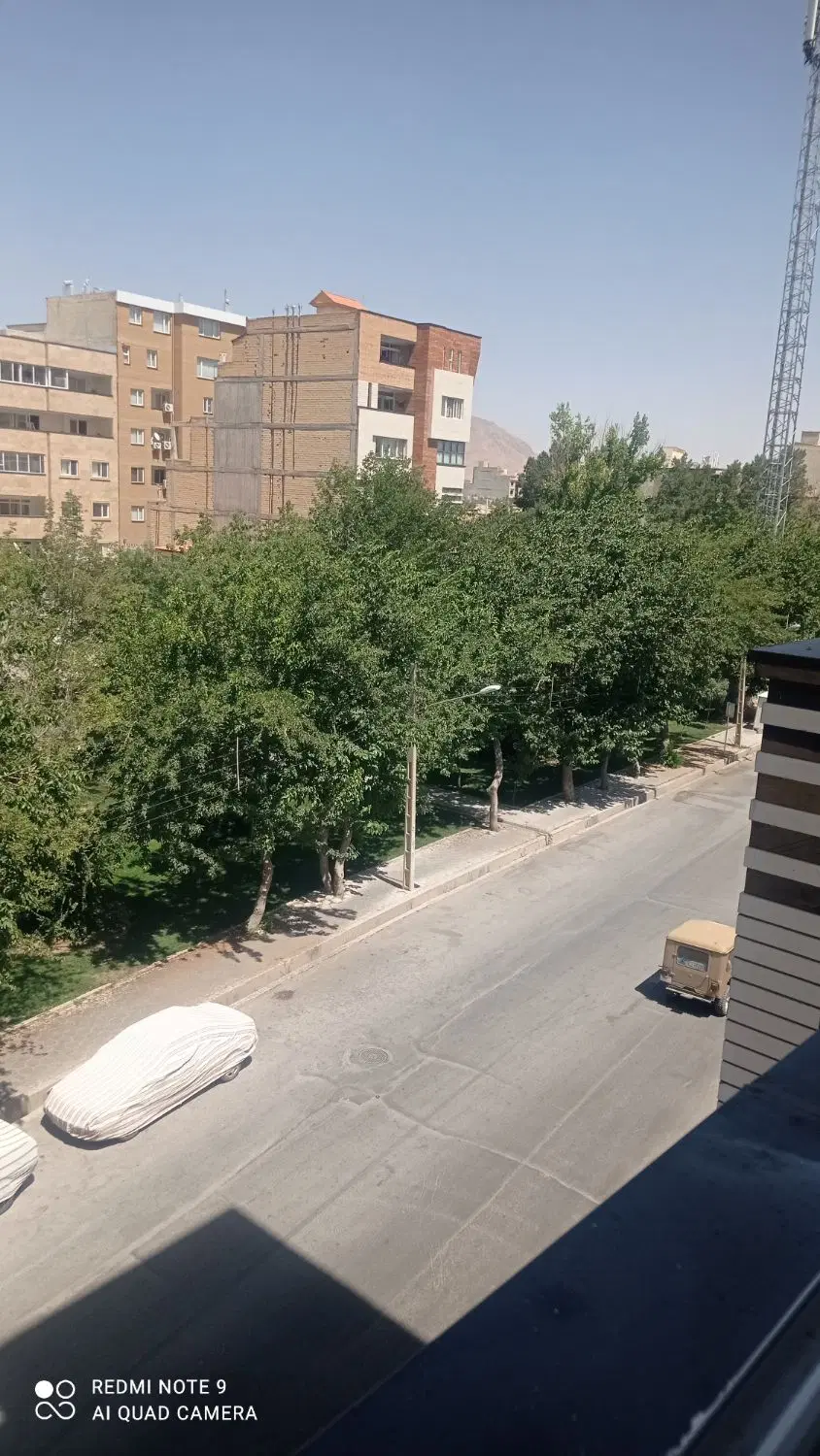 آپارتمان تک واحدی