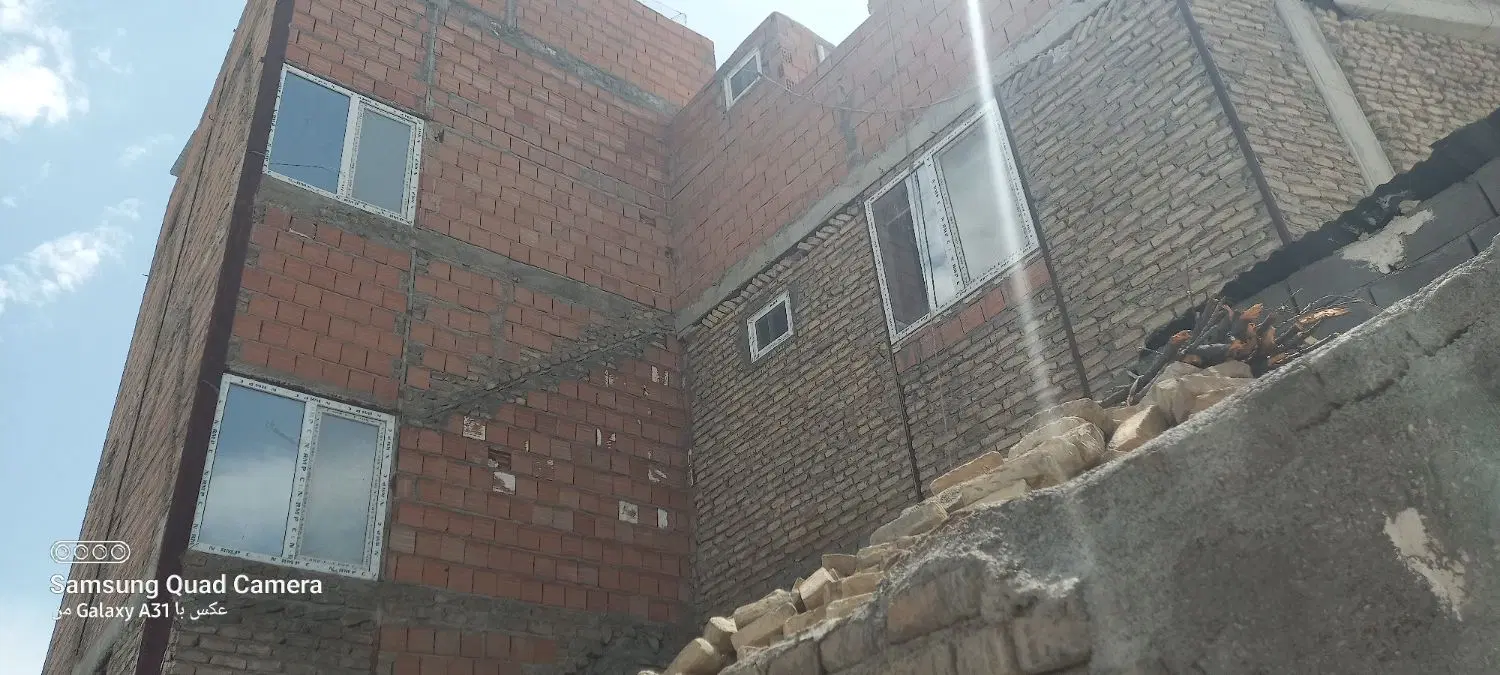 فروش مغازه  وواحد مسکونی
