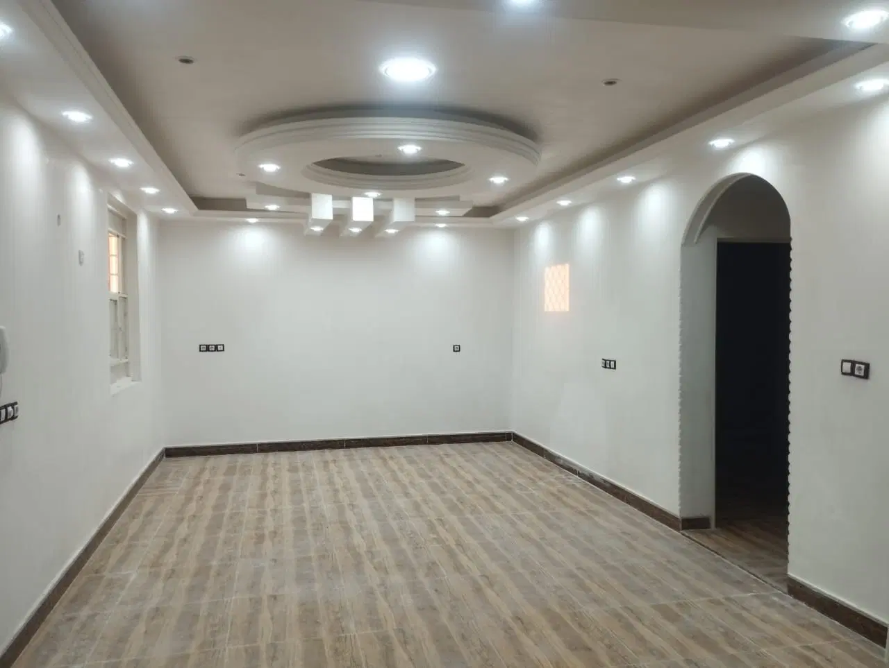 رهن واجاره منزل همکف در فاز ۴فرهنگیان