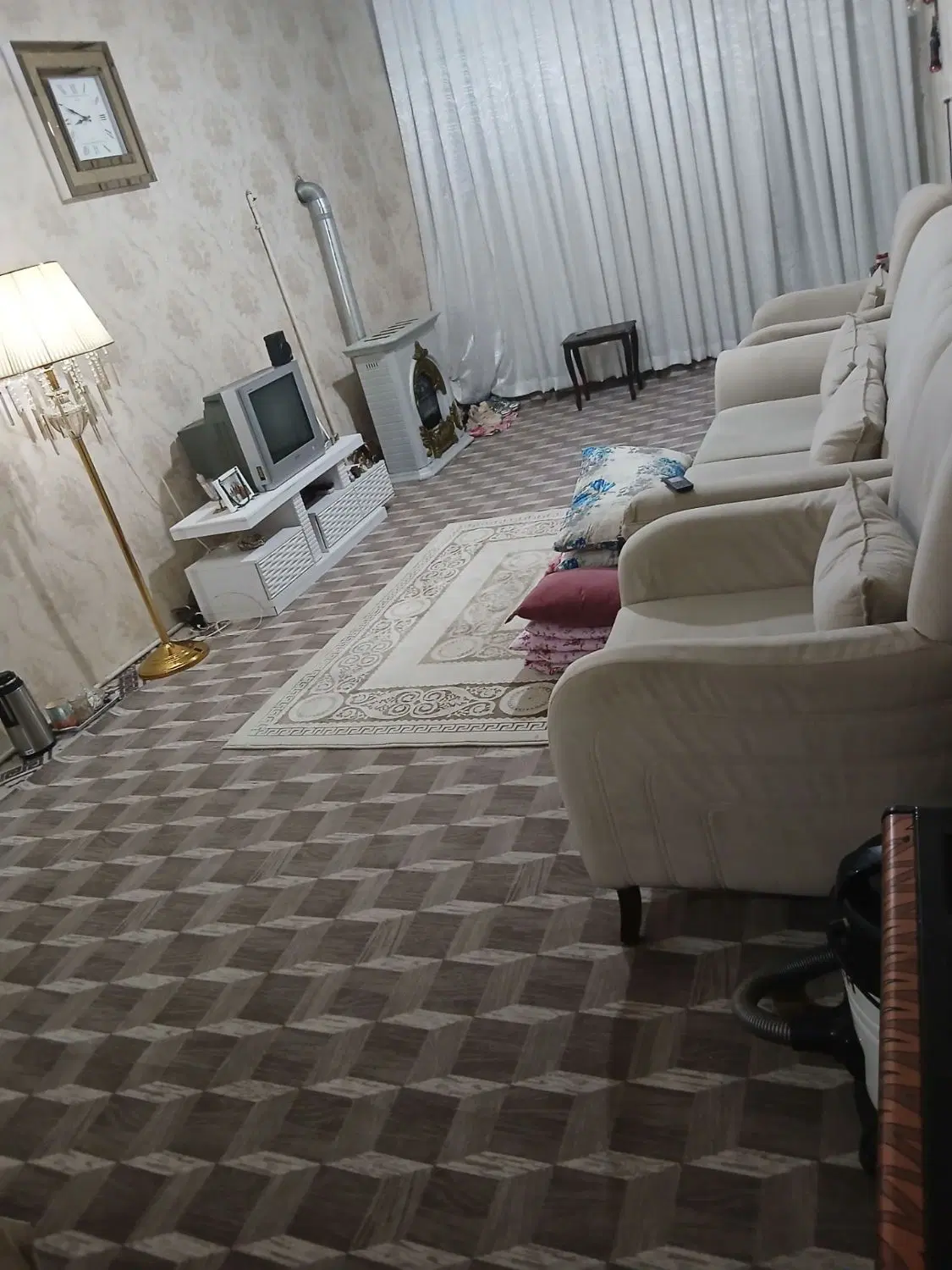 اجاره خانه ویلایی طبقه ۲