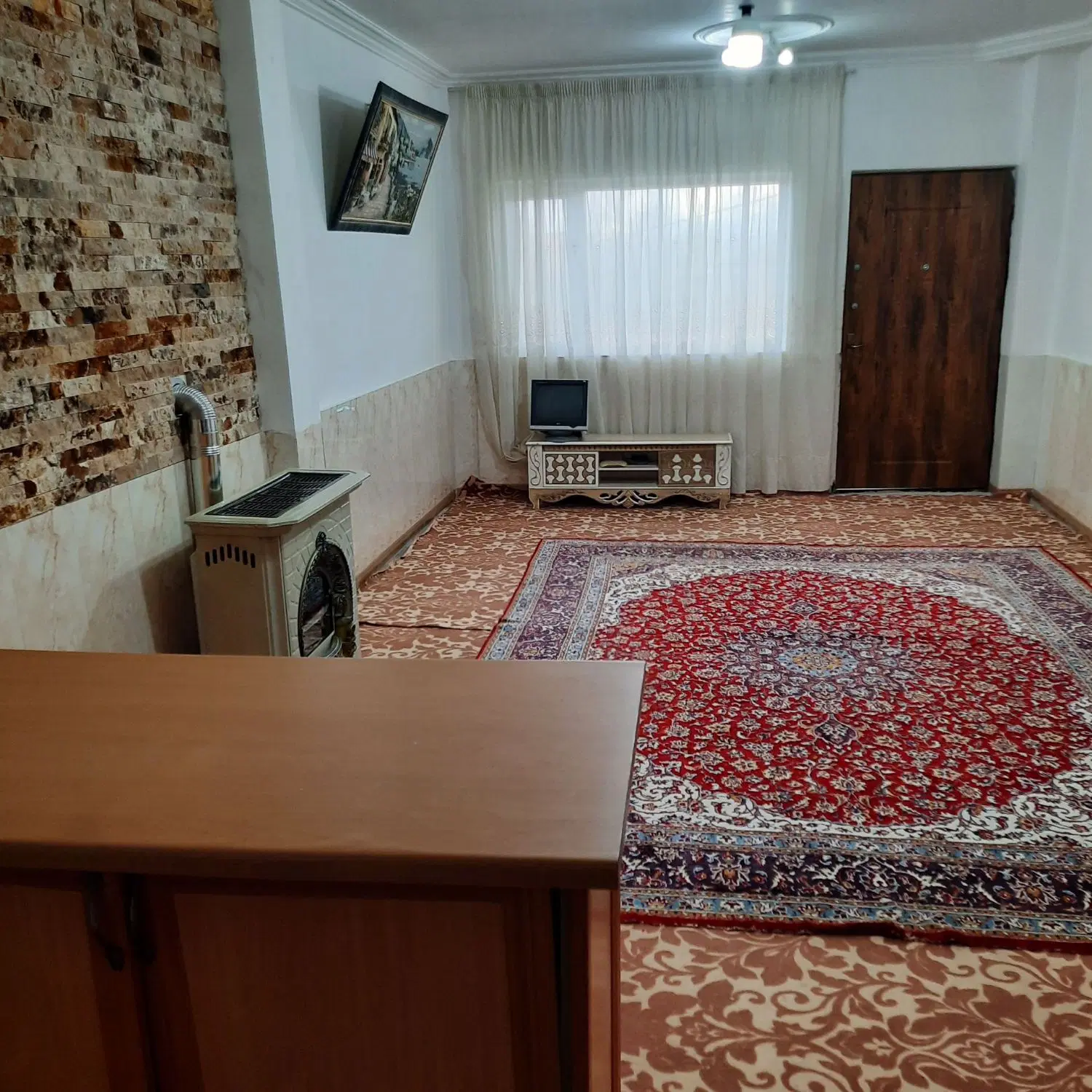 فروش یک باب منزل مسکونی طبقه دوم