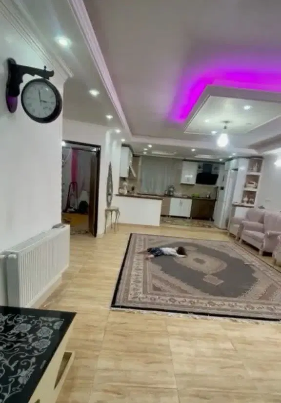 رهن کامل_۱۰۵_میدان ساعت_پارکینگ_خوش نقشه