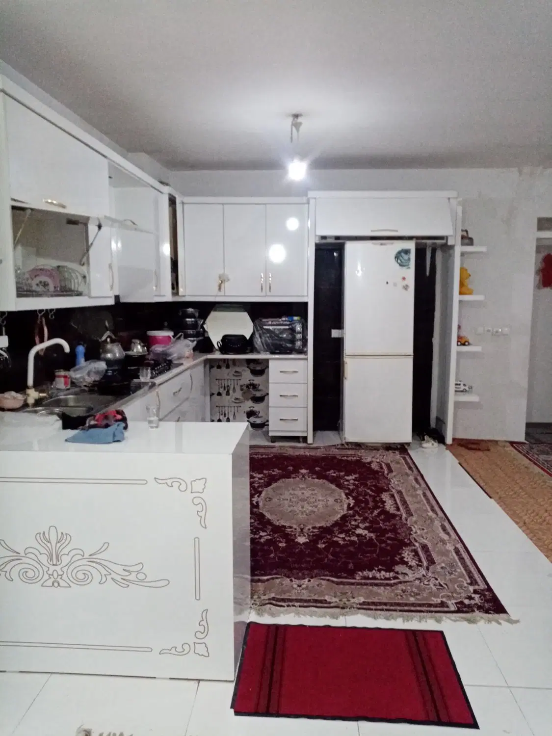 آپارتمان طبقه اول اجاره ای