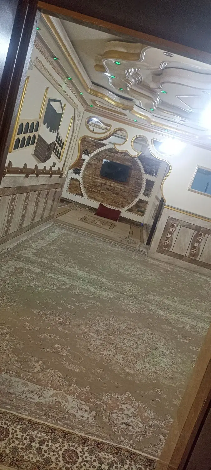 فروش منزل دو طبقه هوشک