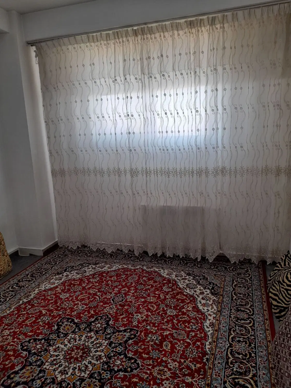 واحد شخصی ساز فاز سه بغل پاساژ ارشیا 85متر