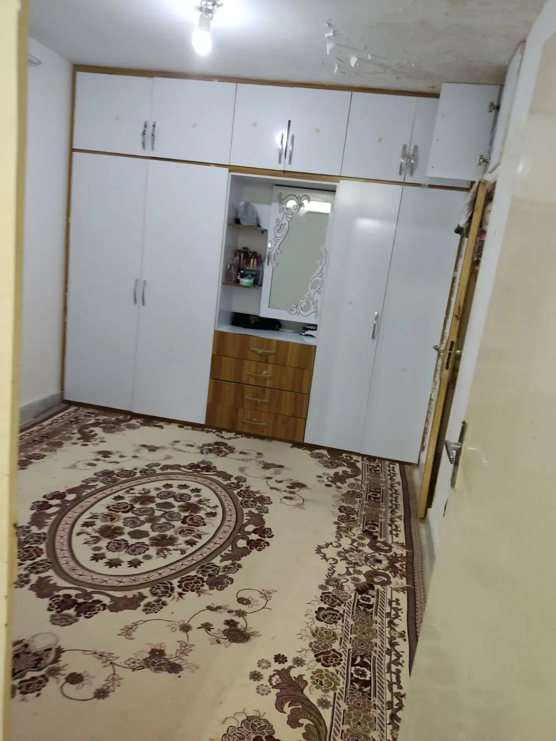 طبقه همکف