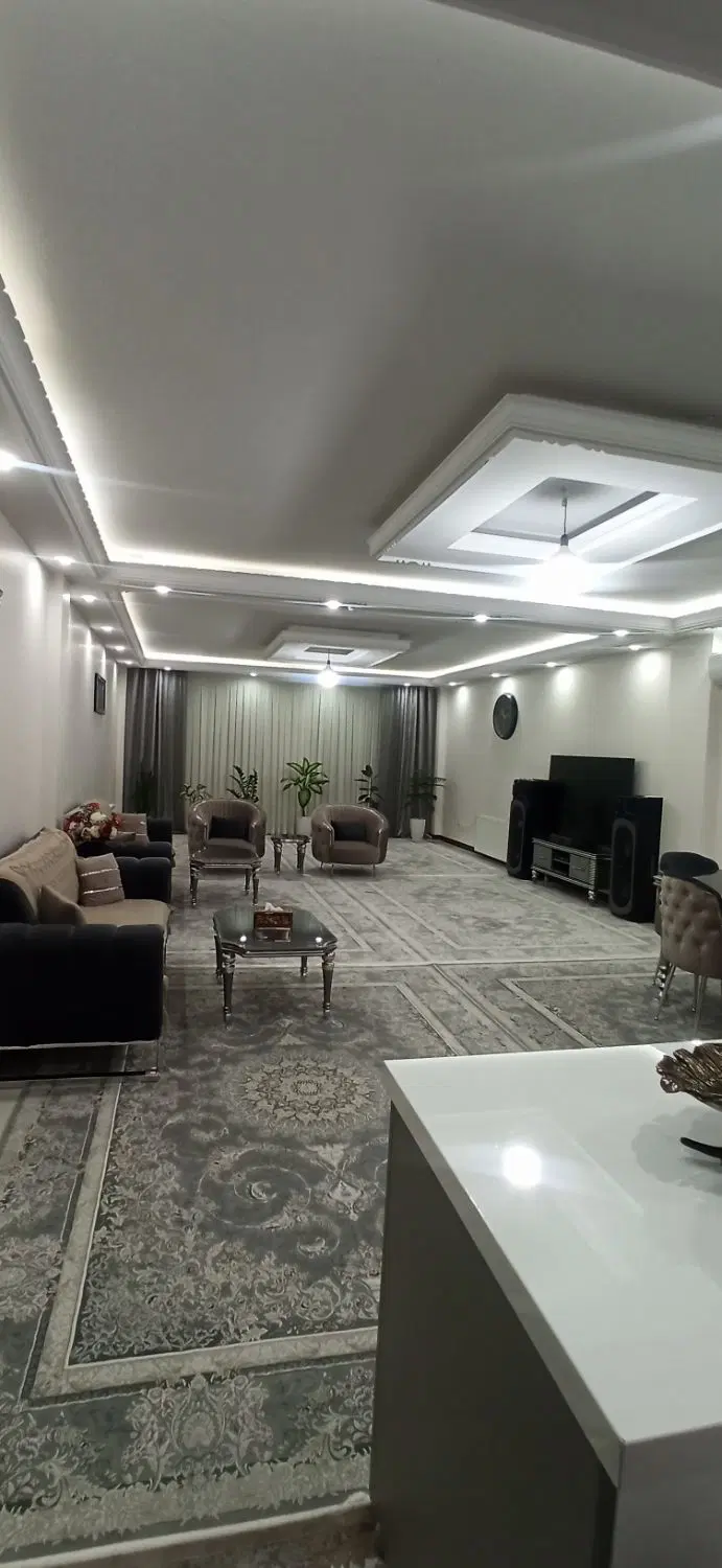 فروش اپارتمان ۱۳۴ متری  سند تک برگ