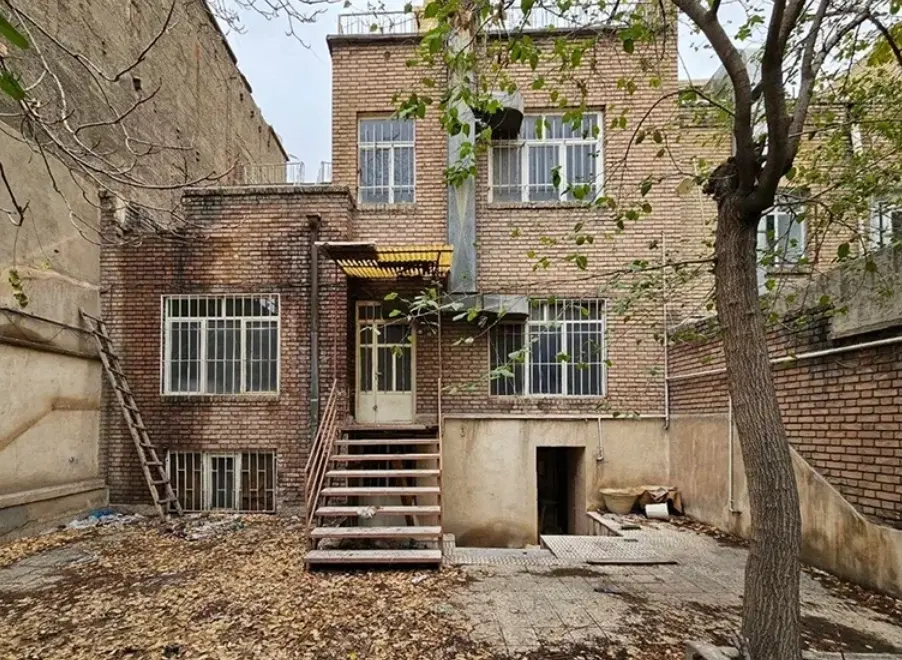 خانه کلنگی